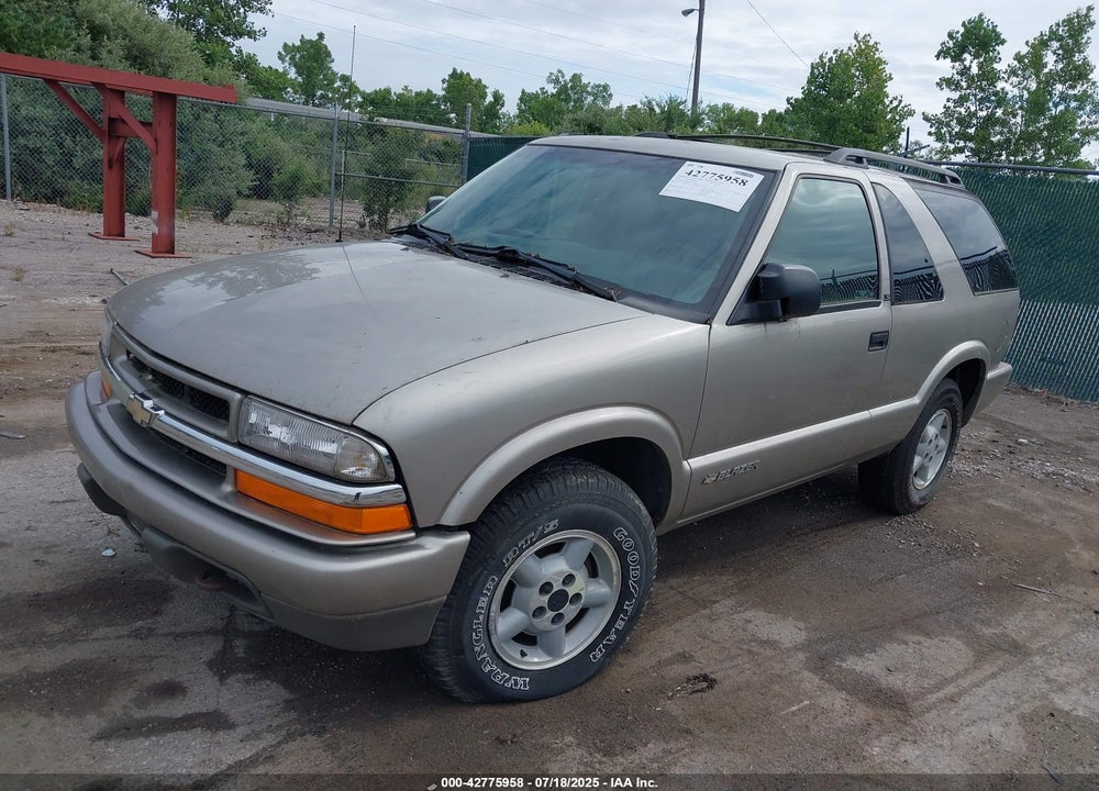 1999 CHEVROLET BLAZER LS VIN: 1GNCT18W4XK215910