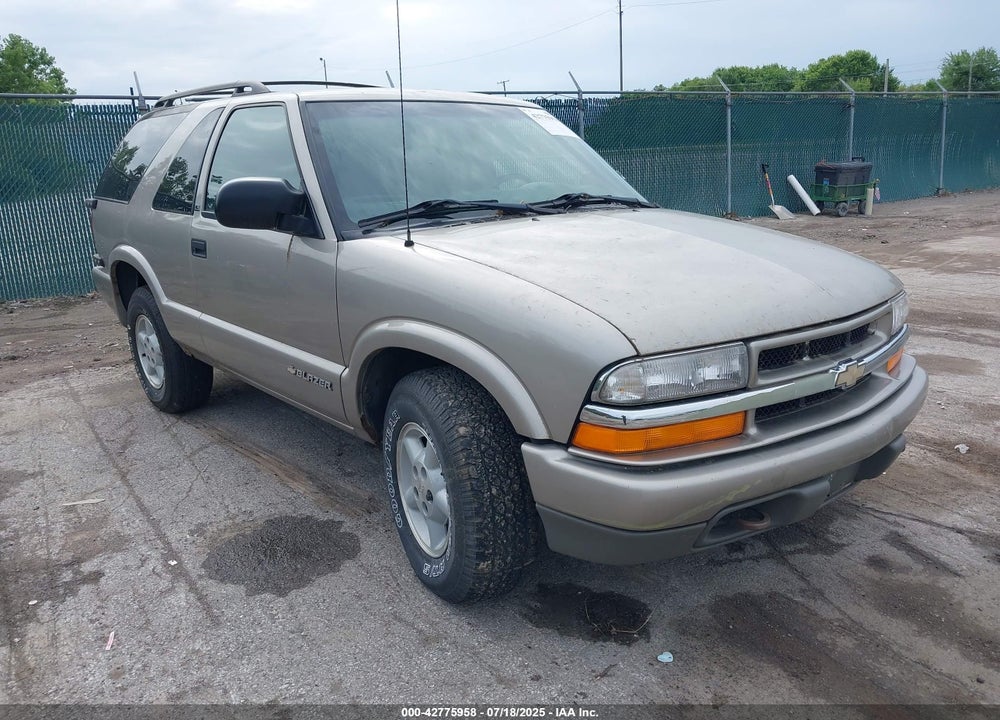 1999 CHEVROLET BLAZER LS VIN: 1GNCT18W4XK215910