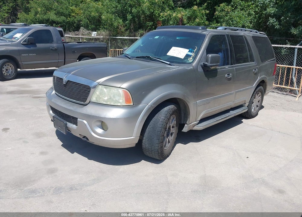 2004 LINCOLN NAVIGATOR VIN: 5LMFU27R14LJ07182