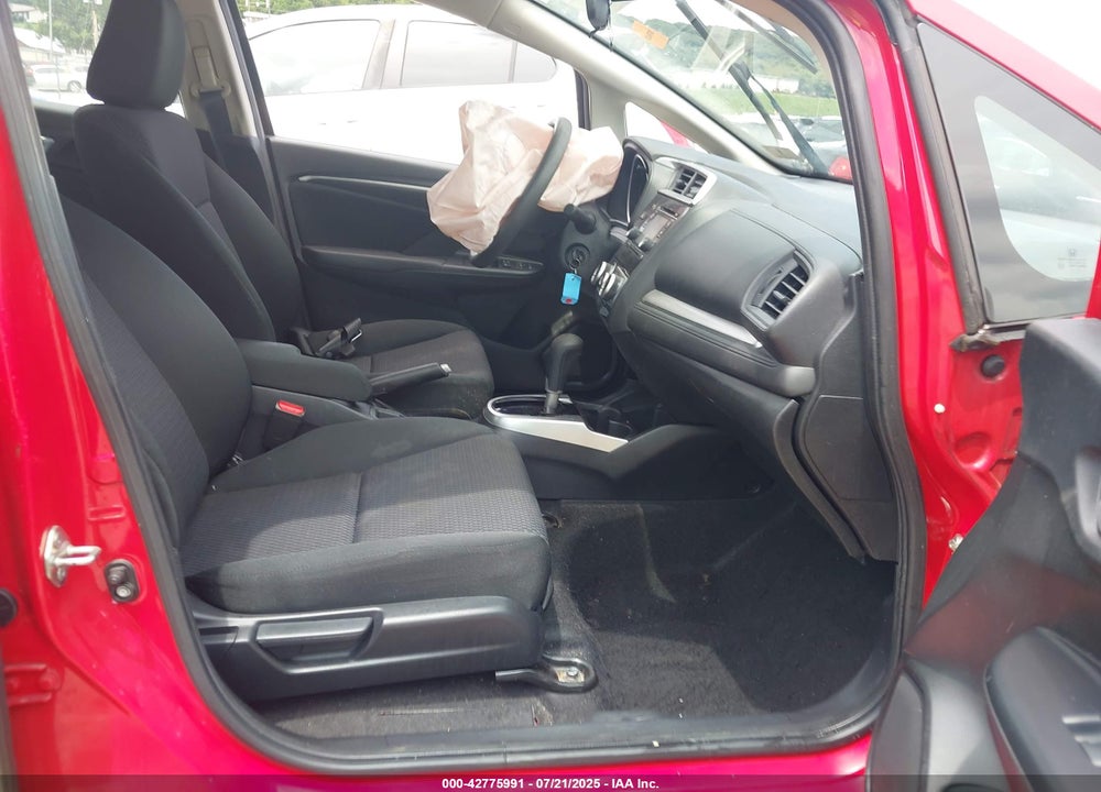 2019 HONDA FIT LX VIN: 3HGGK5H46KM728372