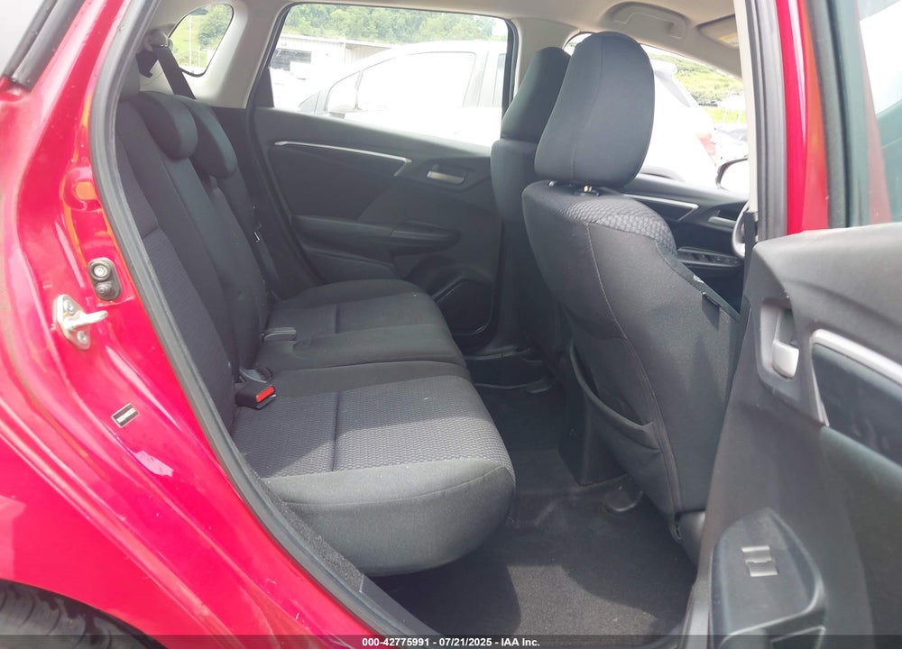2019 HONDA FIT LX VIN: 3HGGK5H46KM728372