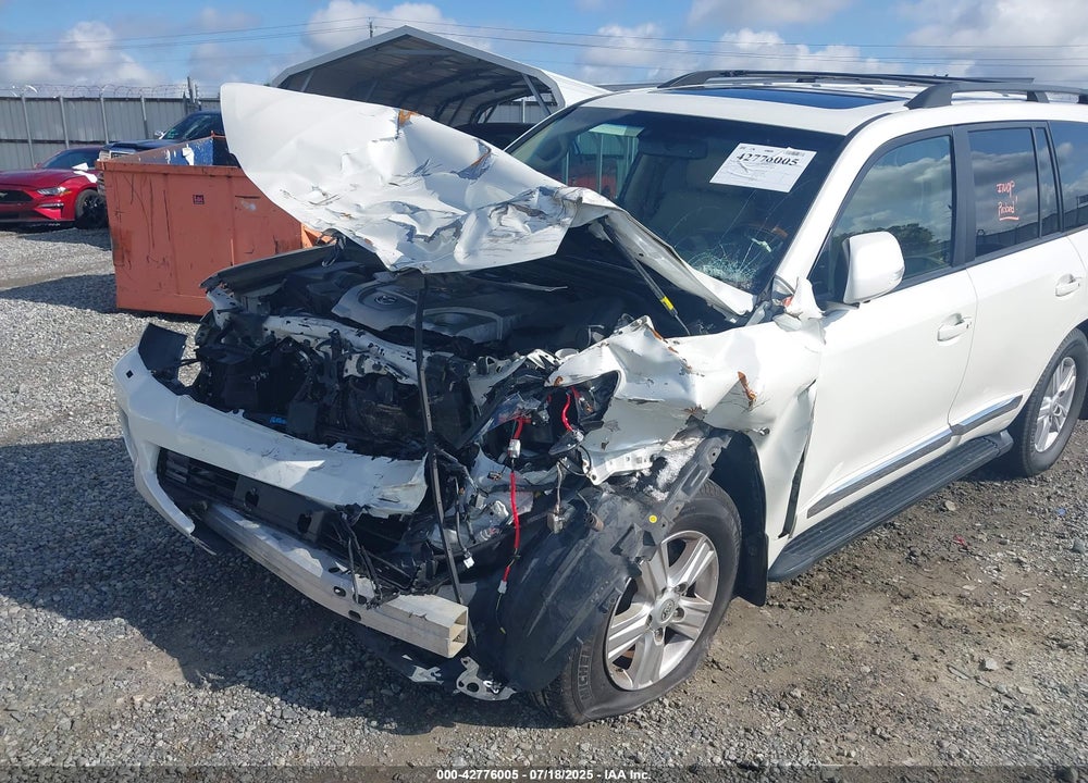 2015 TOYOTA LAND CRUISER VIN: JTMHY7AJ4F4033001
