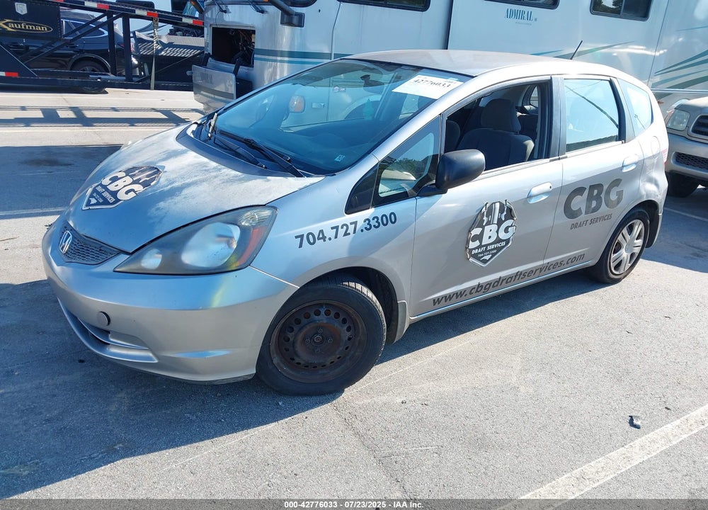 2010 HONDA FIT VIN: JHMGE8H21AC030322