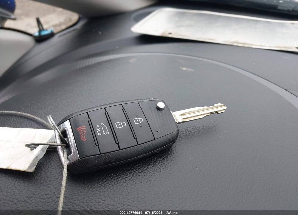 2018 KIA FORTE VIN: 3KPFL4A73JE262351