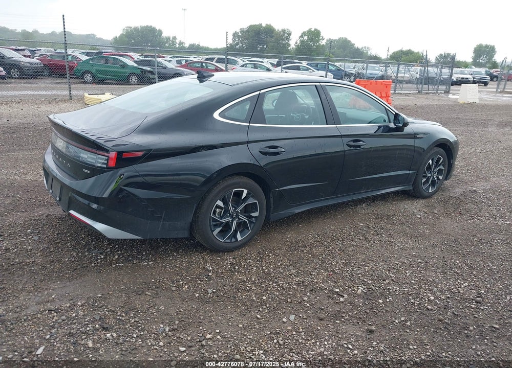 2024 HYUNDAI SONATA VIN: KMHL64JA4RA420034