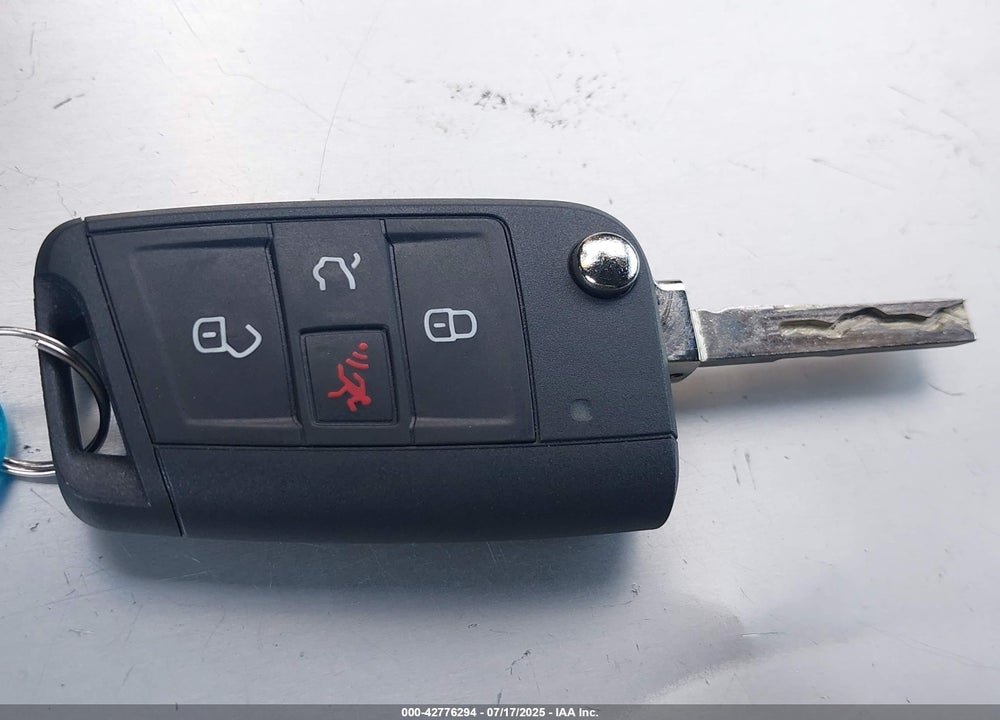 2025 VOLKSWAGEN JETTA 1.5T SPORT VIN: 3VWBX7BU4SM009648