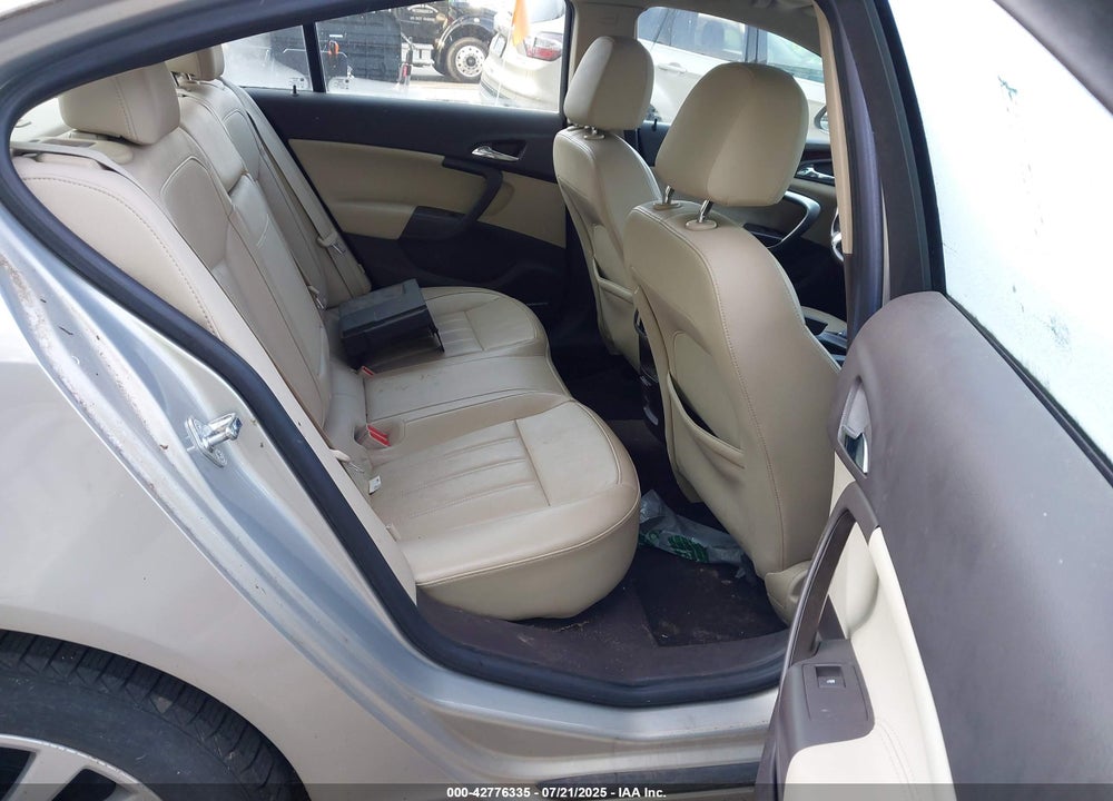 2011 BUICK REGAL VIN: W04GT5GCXB1011209