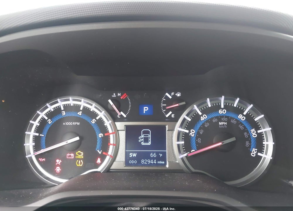 2018 TOYOTA 4RUNNER TRD OFF ROAD PREMIUM VIN: JTEBU5JR4J5576116
