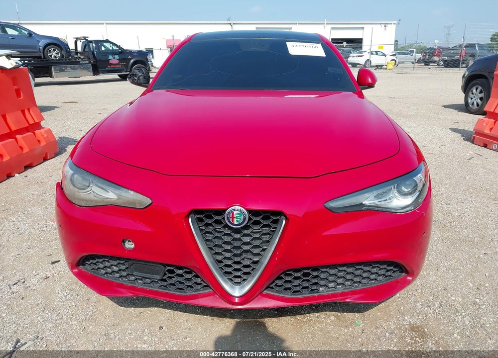 2017 ALFA ROMEO GIULIA VIN: ZARFAEDN3H7550294