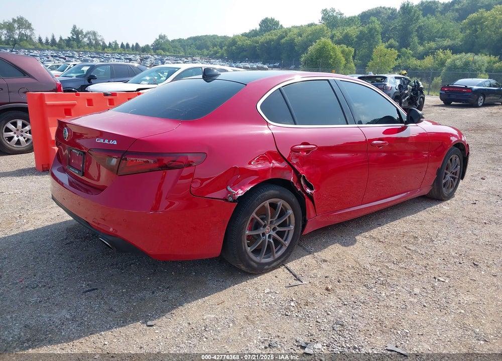 2017 ALFA ROMEO GIULIA VIN: ZARFAEDN3H7550294