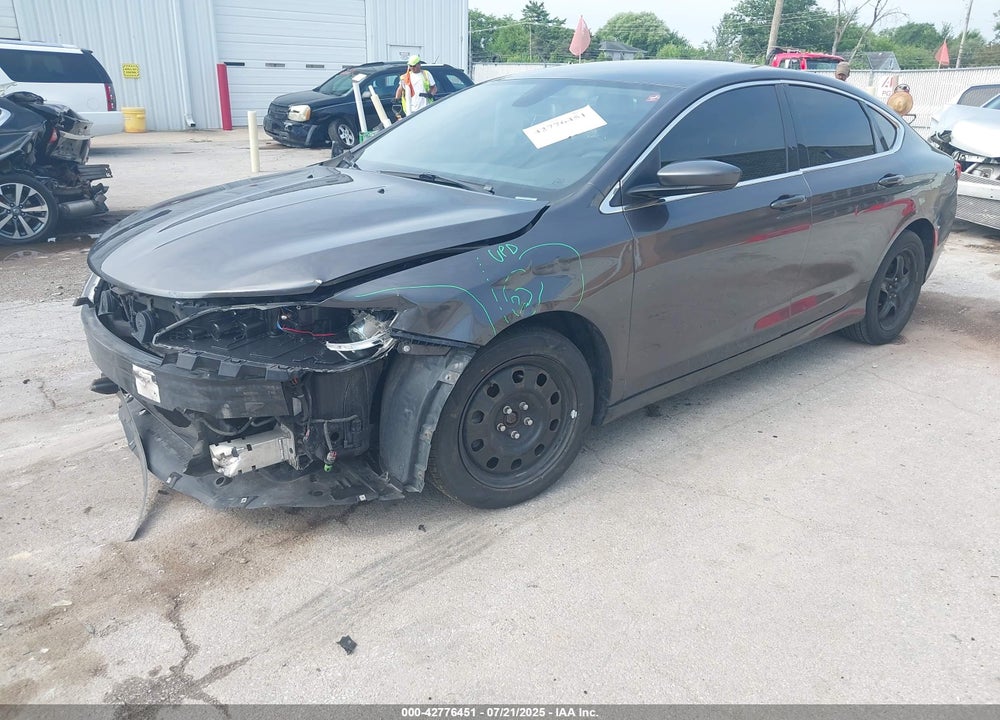 2016 CHRYSLER 200 VIN: 1C3CCCFB3GN153911