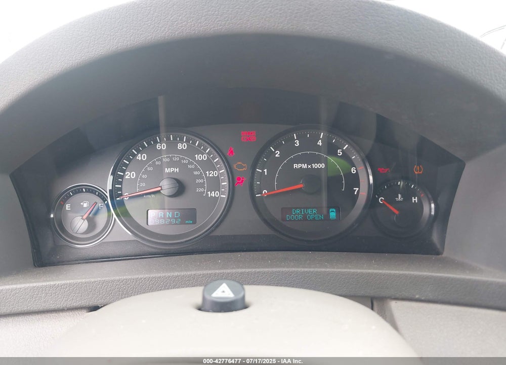 2005 JEEP GRAND CHEROKEE LAREDO VIN: 1J4GR48K55C697120