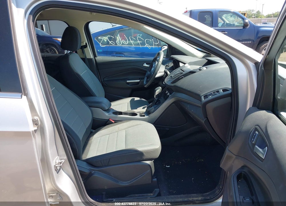 2015 FORD ESCAPE VIN: 1FMCU9GX2FUA38979
