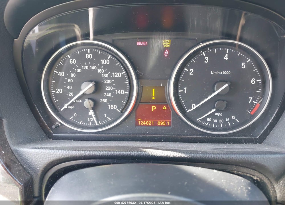 2011 BMW 3 SERIES VIN: WBAPH5G57BNM80045