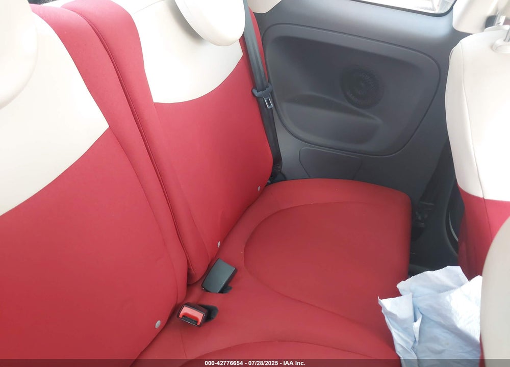 2014 FIAT 500 VIN: 3C3CFFAR8ET275691