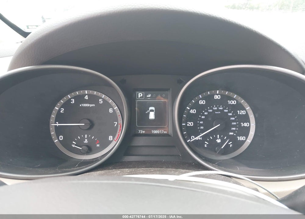 2017 HYUNDAI SANTA FE SPORT 2.4L VIN: 5NMZU3LB5HH002011