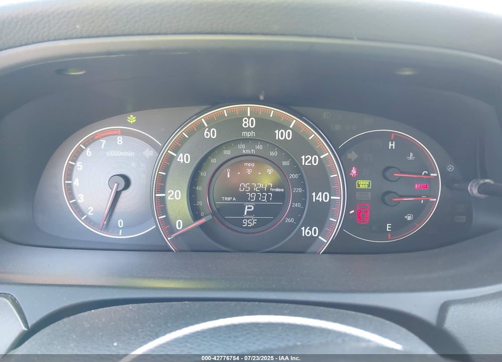 2017 HONDA ACCORD VIN: 1HGCR2F56HA097116