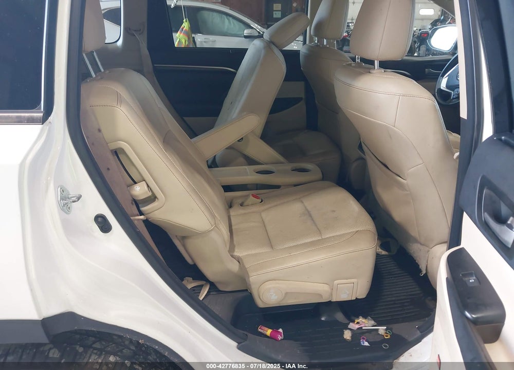 2015 TOYOTA HIGHLANDER VIN: 5TDDKRFH1FS117329