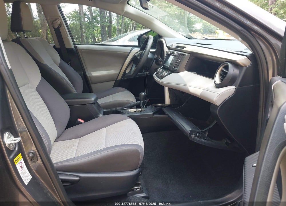 2013 TOYOTA RAV4 XLE VIN: 2T3WFREVXDW018895