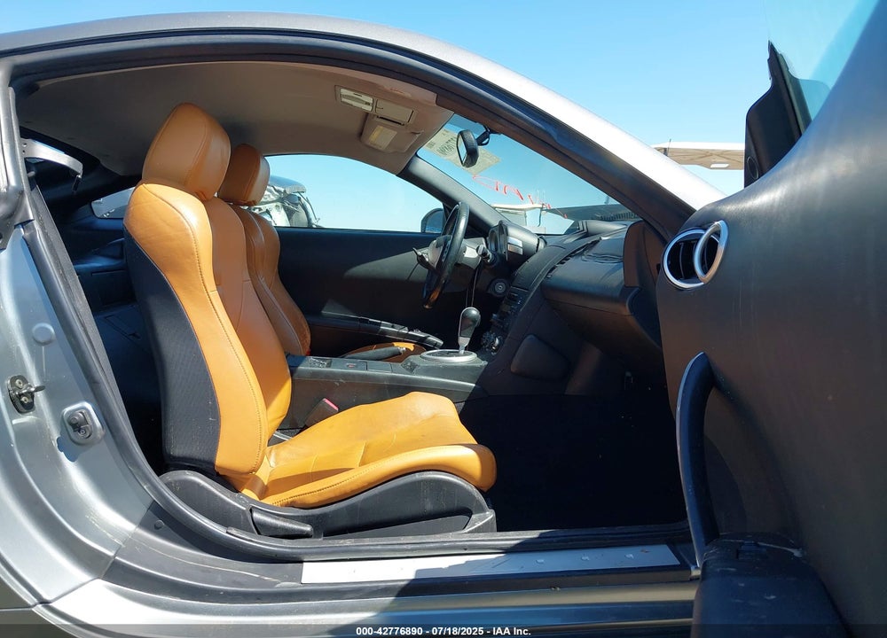 2005 NISSAN 350Z VIN: JN1AZ34D75M600493