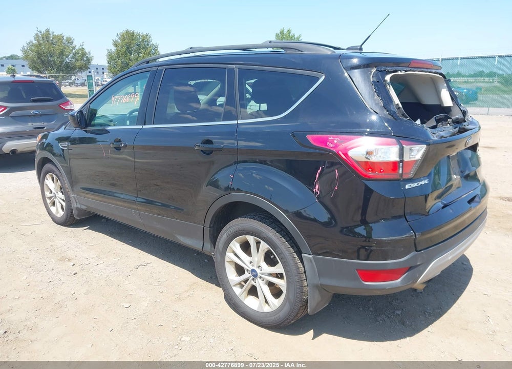 2018 FORD ESCAPE VIN: 1FMCU9GD4JUC82065