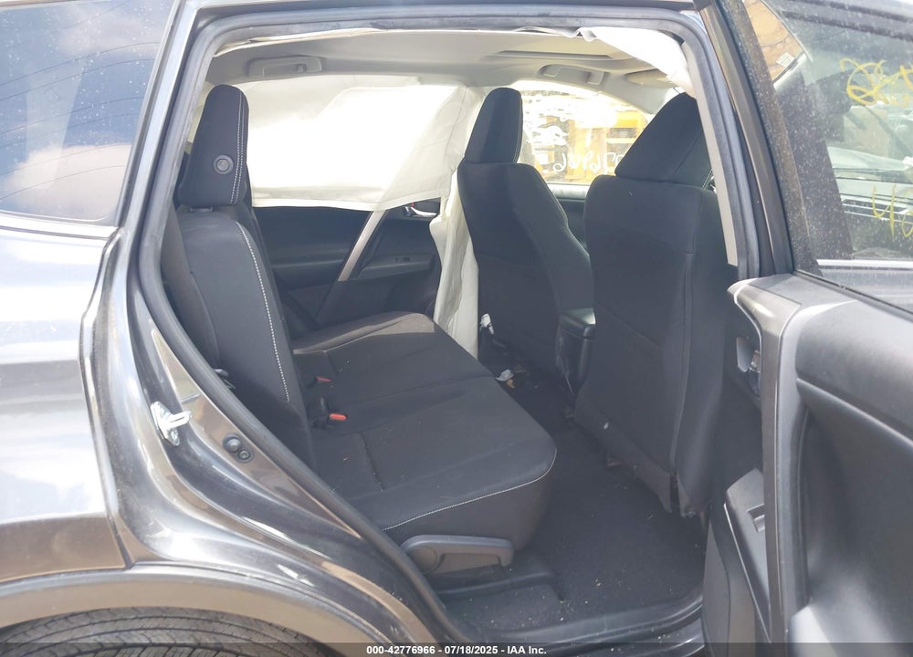 2018 TOYOTA RAV4 VIN: JTMRFREV9JJ254509