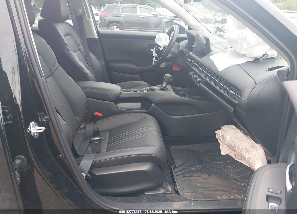 2025 HONDA HR-V VIN: 3CZRZ2H70SM735260