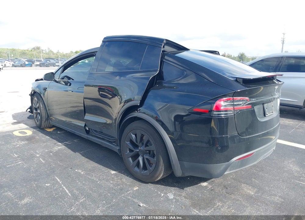 2022 TESLA MODEL X VIN: 7SAXCBE63NF345422
