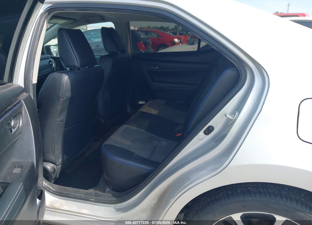 2018 TOYOTA COROLLA VIN: 5YFBURHE3JP777040