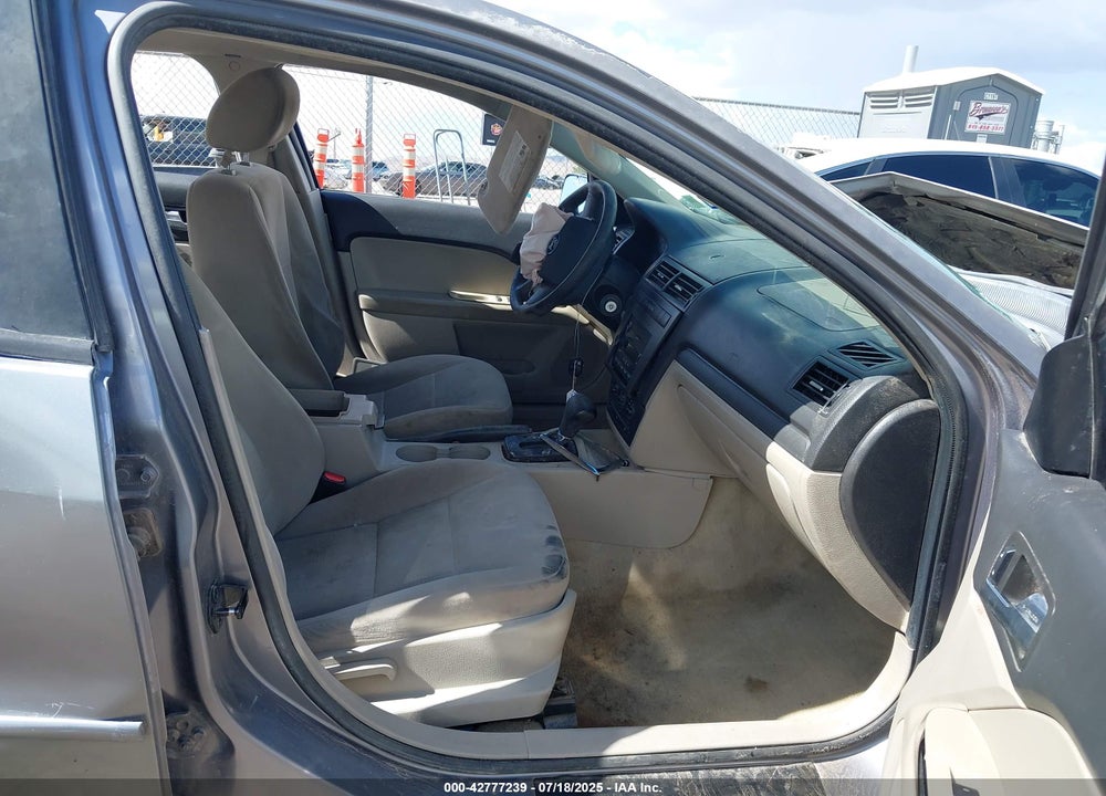 2007 FORD FUSION S VIN: 3FAHP06Z57R114306