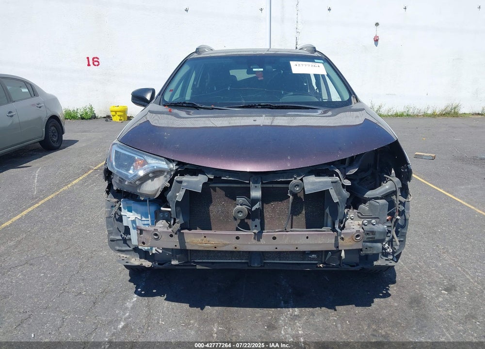 2018 TOYOTA RAV4 VIN: 2T3BFREV4JW713805