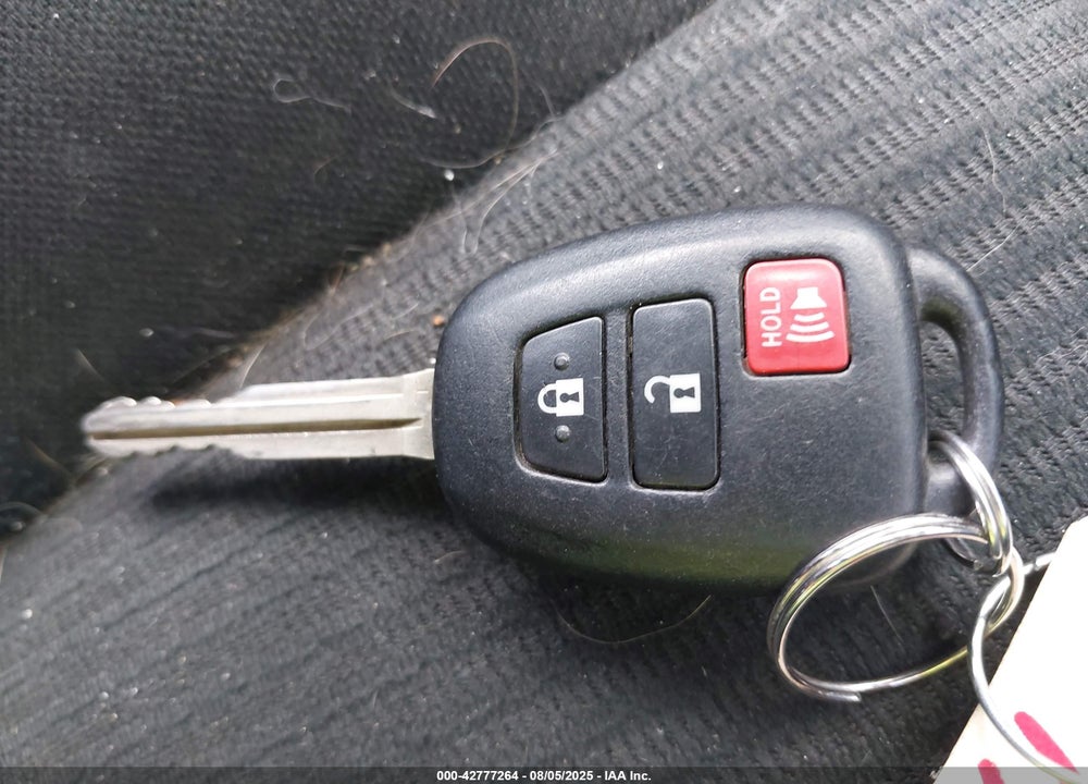 2018 TOYOTA RAV4 VIN: 2T3BFREV4JW713805