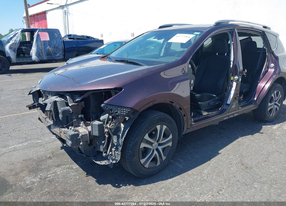 2018 TOYOTA RAV4 VIN: 2T3BFREV4JW713805
