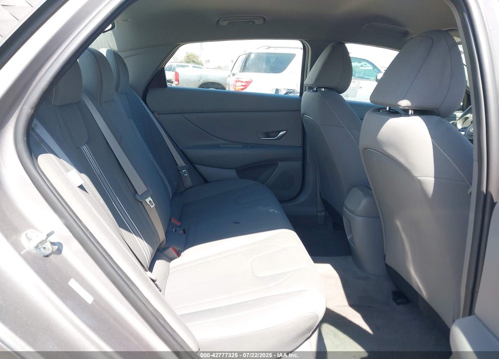 2024 HYUNDAI ELANTRA VIN: KMHLM4DGXRU665523