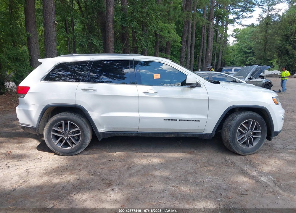 2019 JEEP GRAND CHEROKEE LAREDO E 4X2 VIN: 1C4RJEAG8KC558211