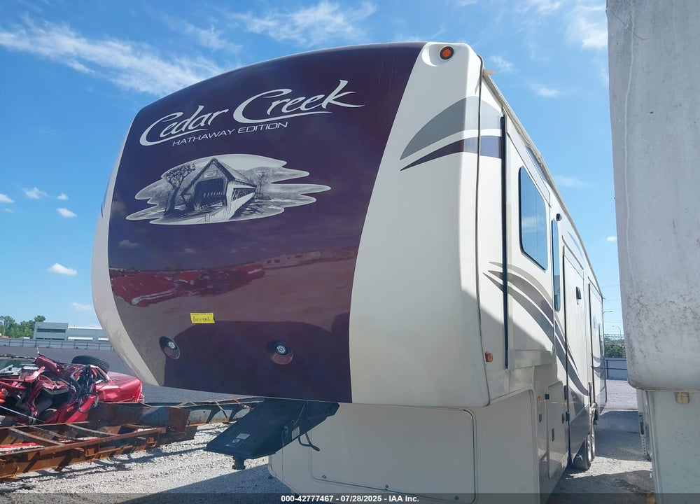 2019 FOREST RIVER CEDAR CREEK VIN: 4X4FCRP25KS221026