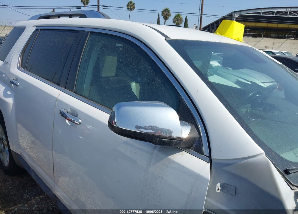 2017 GMC TERRAIN VIN: 2GKFLUE30H6138740
