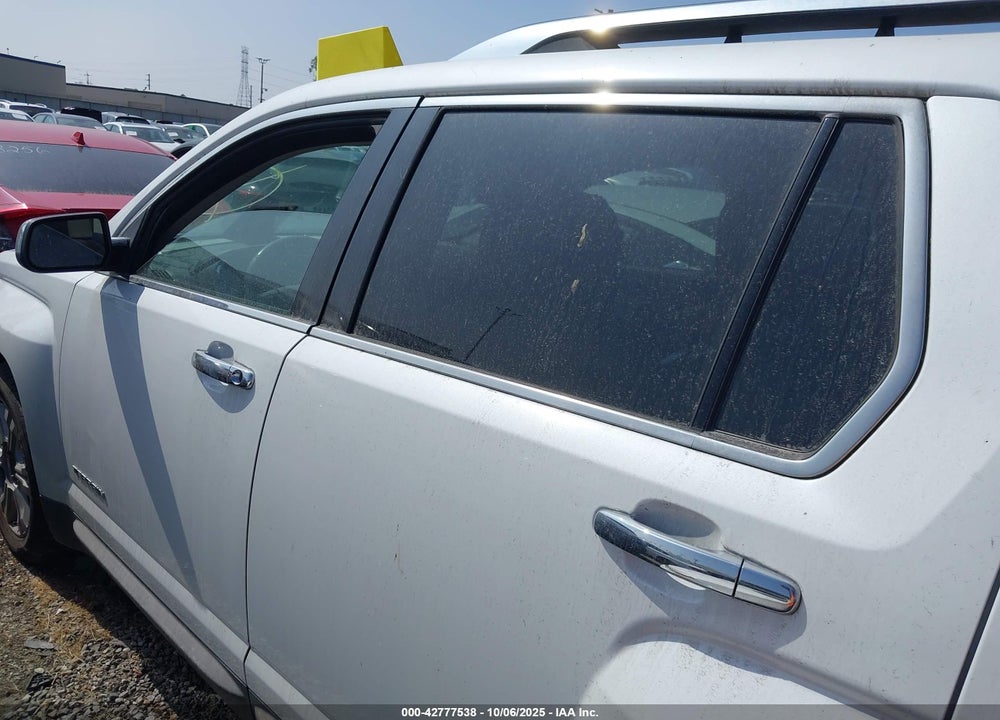 2017 GMC TERRAIN VIN: 2GKFLUE30H6138740