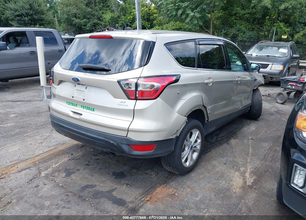 2017 FORD ESCAPE VIN: 1FMCU0GD7HUC92563