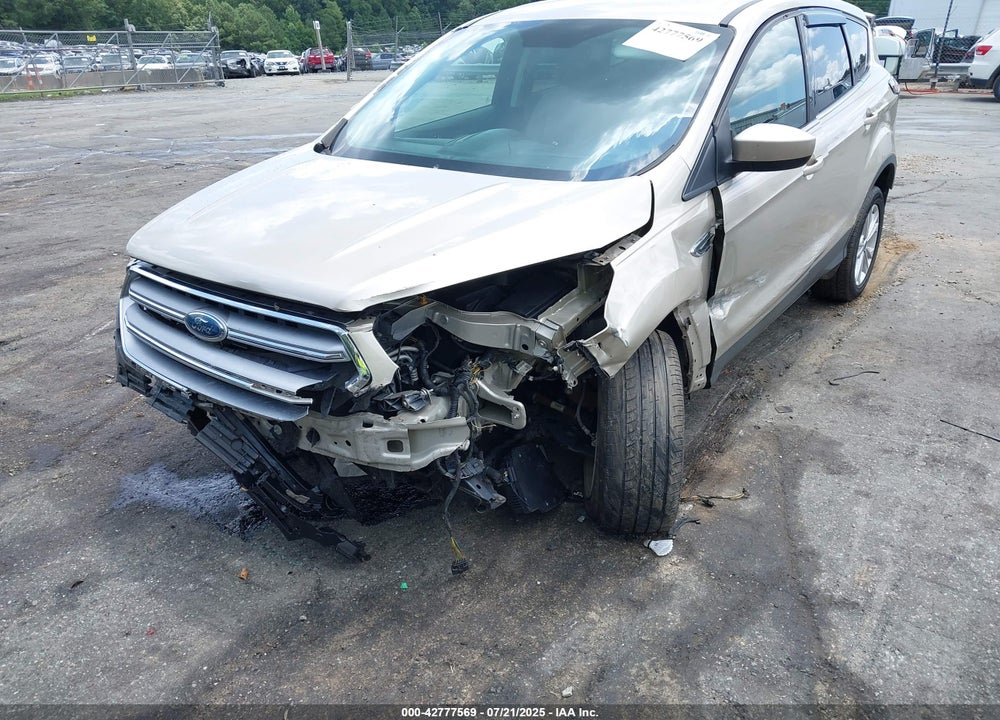 2017 FORD ESCAPE VIN: 1FMCU0GD7HUC92563