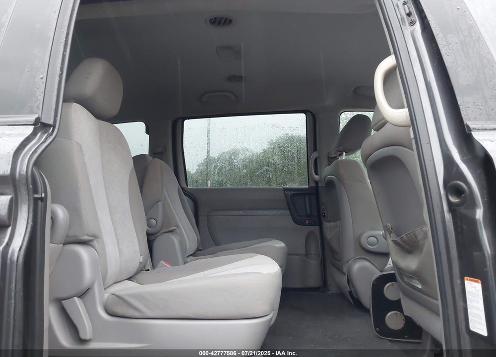 2012 KIA SEDONA LX VIN: KNDMG4C7XC6493717