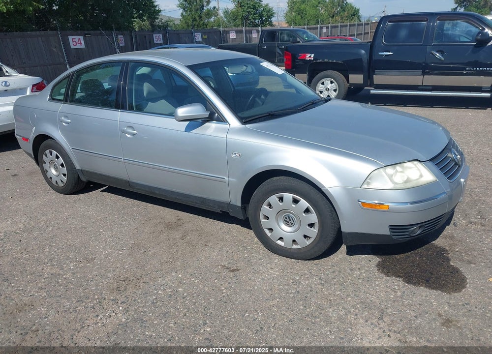 2002 VOLKSWAGEN PASSAT GLS VIN: WVWPD63B32P308700