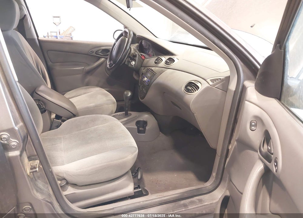 2002 FORD FOCUS SE VIN: 1FAFP34342W325154