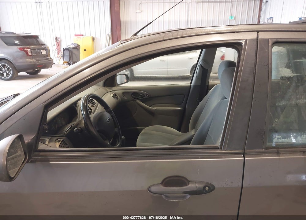 2002 FORD FOCUS SE VIN: 1FAFP34342W325154