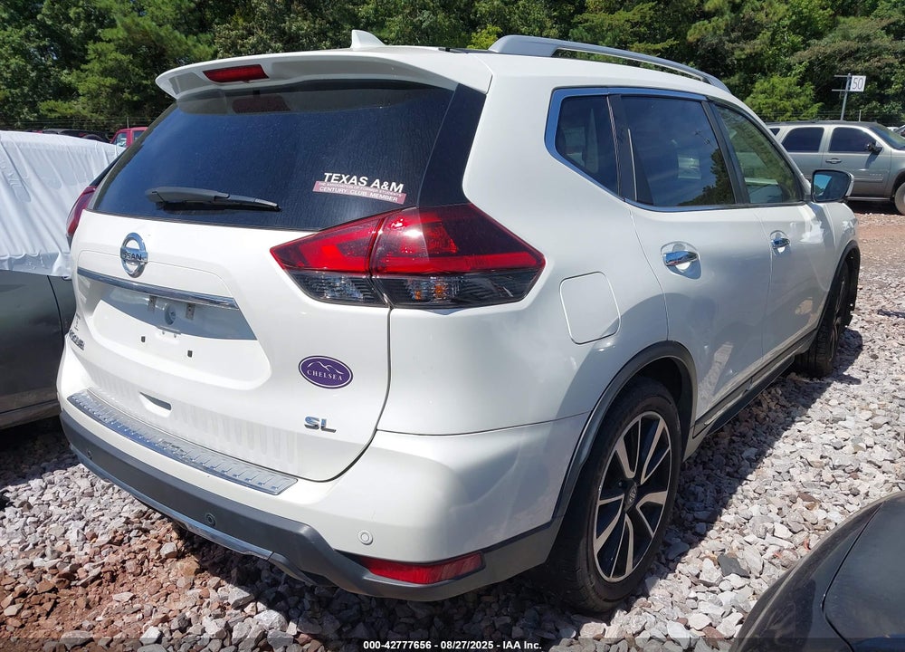 2019 NISSAN ROGUE VIN: 5N1AT2MT0KC718415
