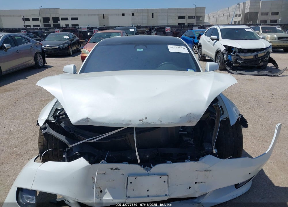 2020 TESLA MODEL S VIN: 5YJSA1E49LF360655