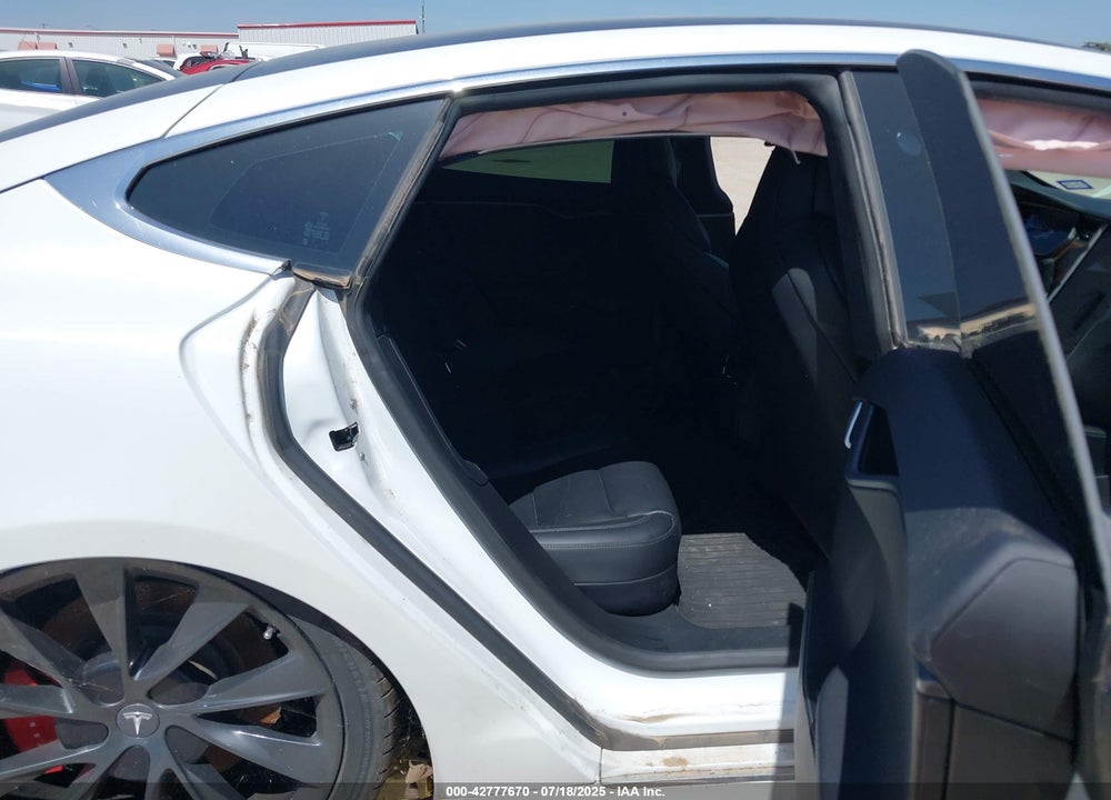 2020 TESLA MODEL S VIN: 5YJSA1E49LF360655