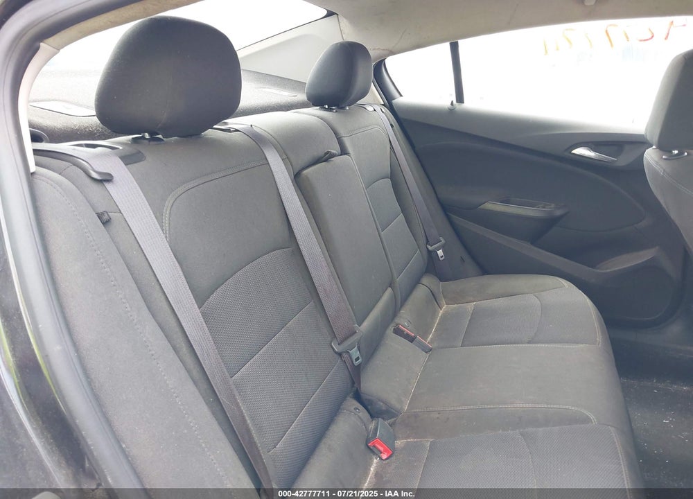 2017 CHEVROLET CRUZE VIN: 1G1BE5SM7H7252797