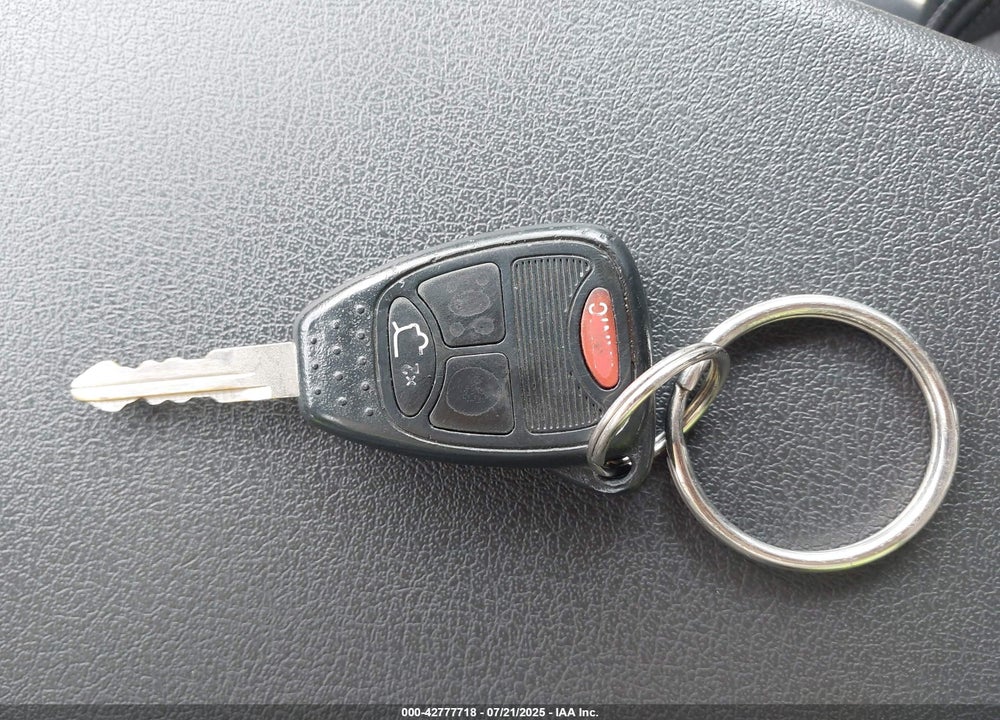 2012 JEEP LIBERTY VIN: 1C4PJMAK3CW170289