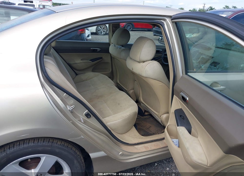 2008 HONDA CIVIC LX VIN: 1HGFA16518L021385